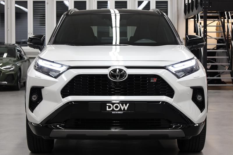 Gebraucht Toyota RAV4 Hybrid Sport 222 PS (163 kW) 2024 SUV