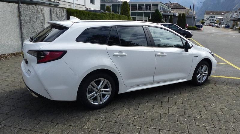 Neu Suzuki Swace 140 PS (102 kW) 2025 Kombi