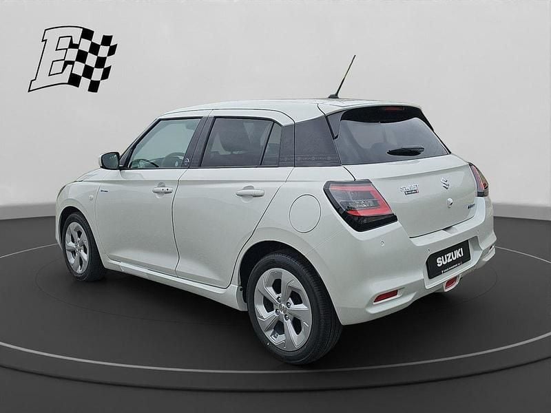 Gebraucht Suzuki Swift 82 PS (60 kW) 2024 Silber Kleinwagen