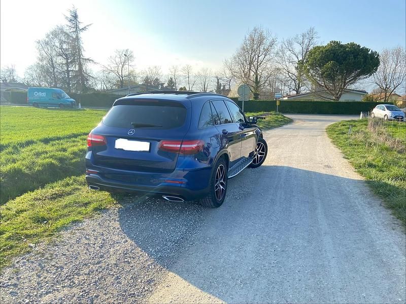 Gebraucht Mercedes GLC250 AMG line 204 PS (150 kW) 2019