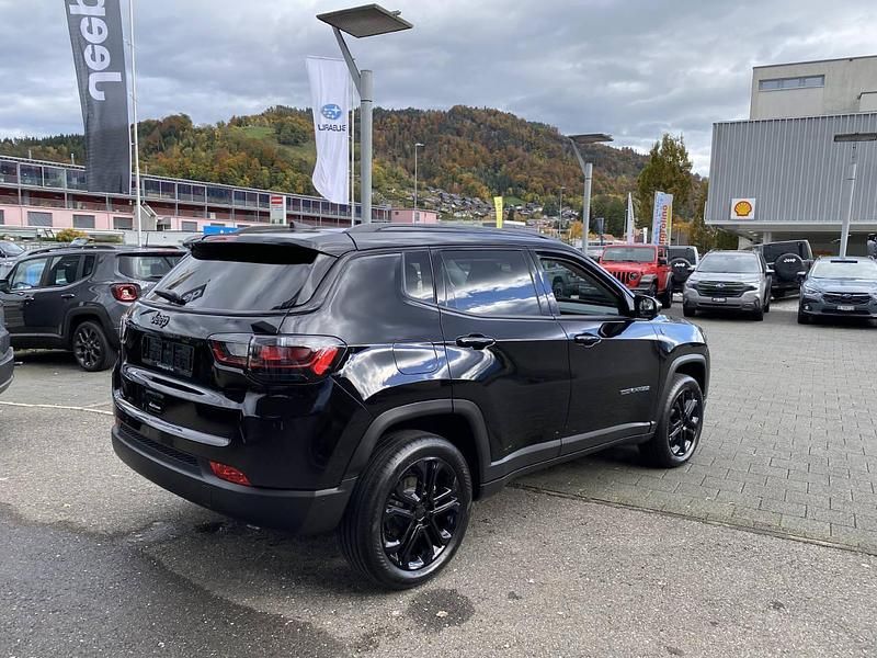 Neu Jeep Compass North 131 PS (96 kW) 2025 SUV