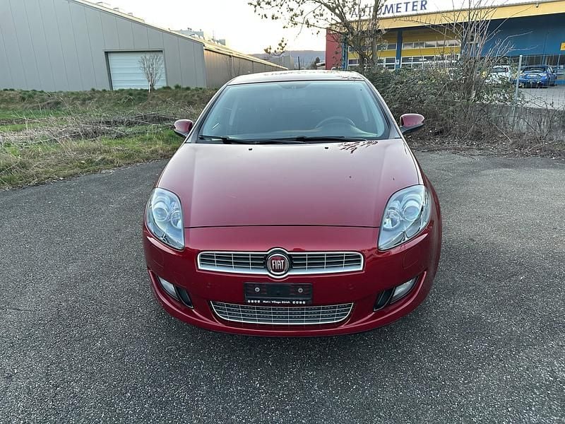 Gebraucht Fiat Bravo Dynamic 140 PS (102 kW) 2011 Kleinwagen