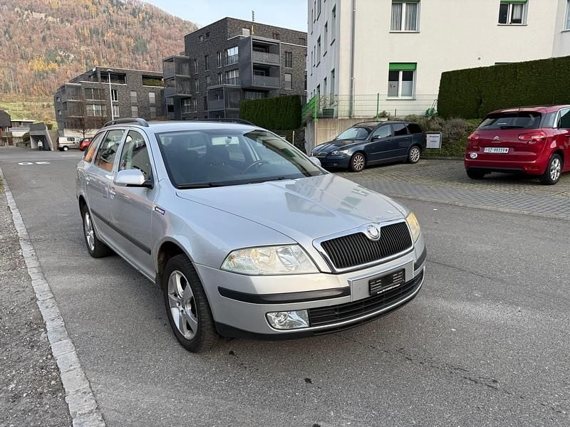 Gebraucht 2005 Skoda Octavia Adventure | CHF 1’500 (Etwas zu teuer) - Bild 1/4