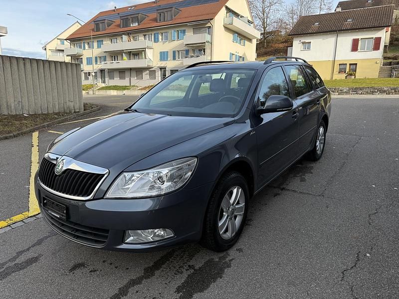Gebraucht Skoda Octavia 160 PS (117 kW) 2011 Kombi