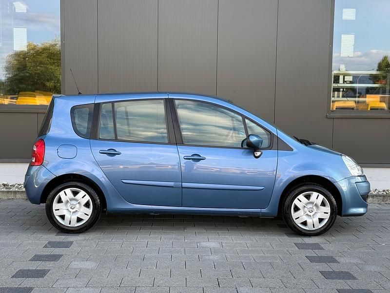 Gebraucht Renault Modus Dynamique 101 PS (74 kW) 2010 Van / Kleinbus