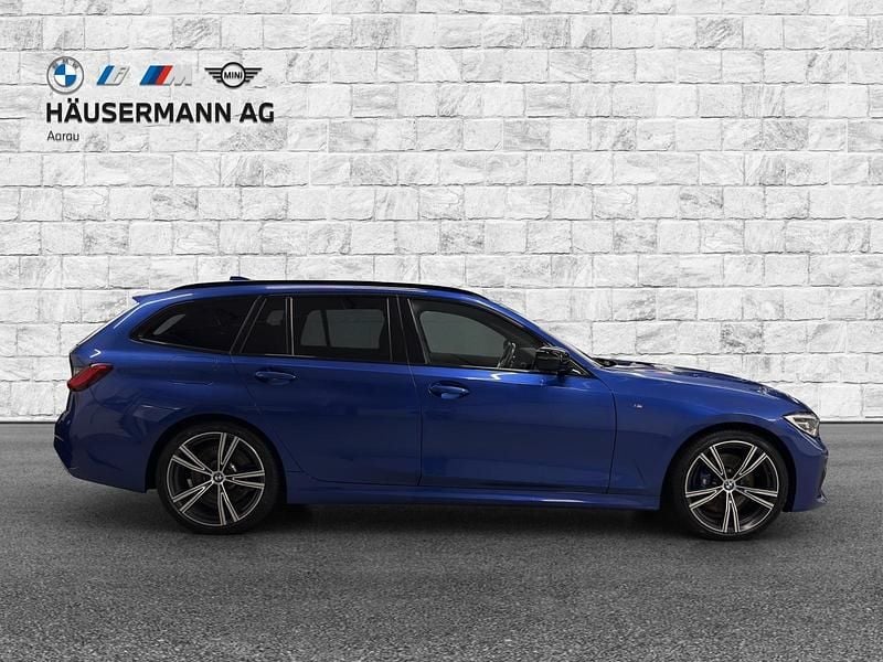 Gebraucht BMW 330 M Sport 265 PS (194 kW) 2020 Blau Kombi