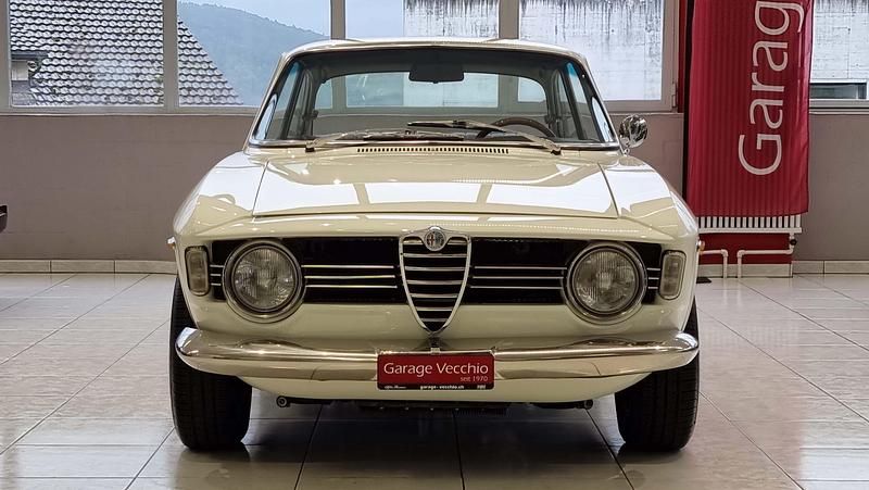Gebraucht 1967 Alfa Romeo GT Veloce Coupé | CHF 99’990 - Bild 1/4