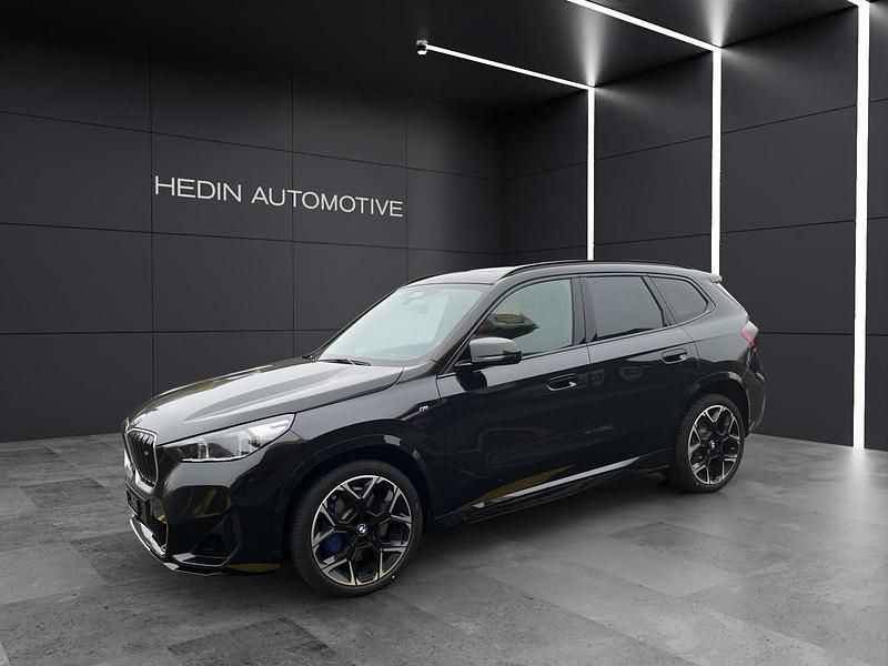 Schwarz Neu 2025 BMW X1 Luxury Line SUV | CHF 78’600 (Fairer Preis) - Bild 1/4