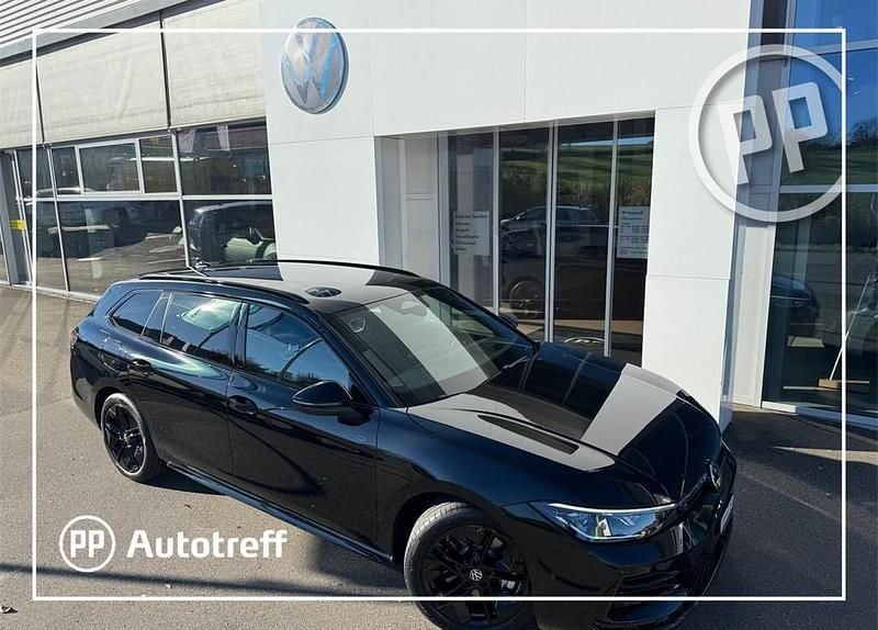 Neu VW Passat R-line 193 PS (141 kW) 2025 Schwarz Kombi