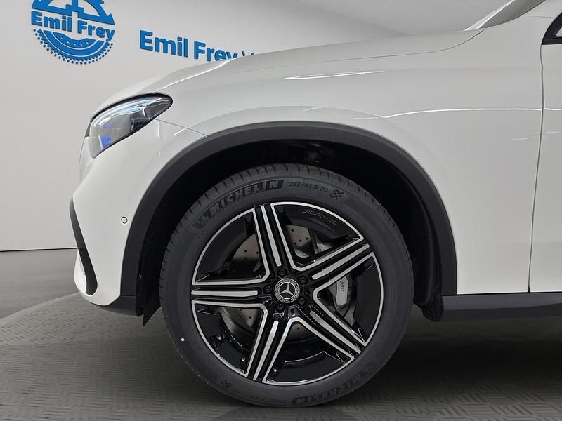 Neu Mercedes GLC220 AMG line 220 PS (161 kW) 2025 Weiss SUV