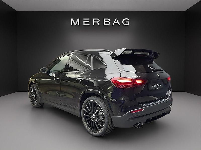 Neu Mercedes GLA35 AMG AMG 306 PS (225 kW) 2025 SUV