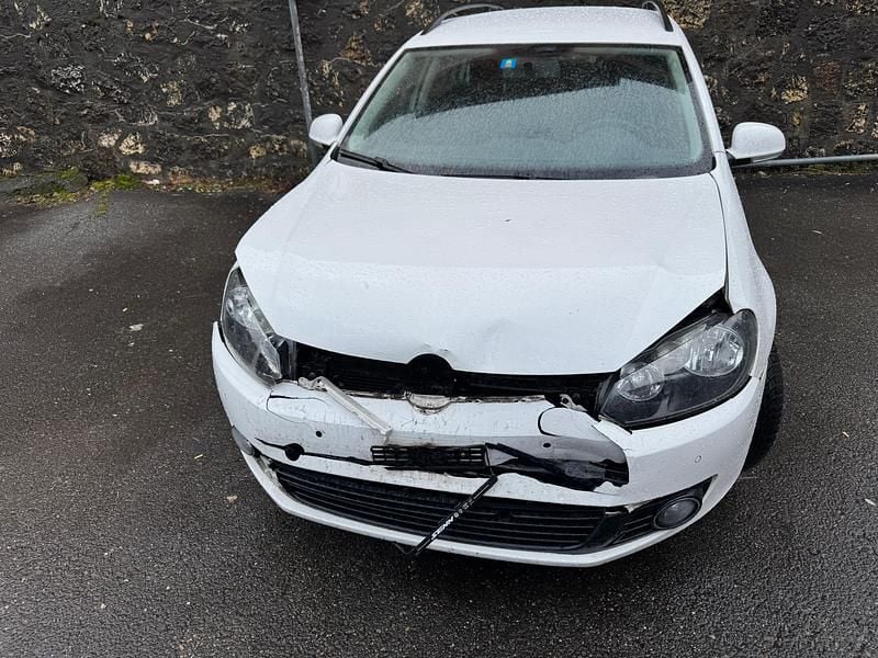 Gebraucht VW Golf VI Team 105 PS (77 kW) 2011 Kleinwagen