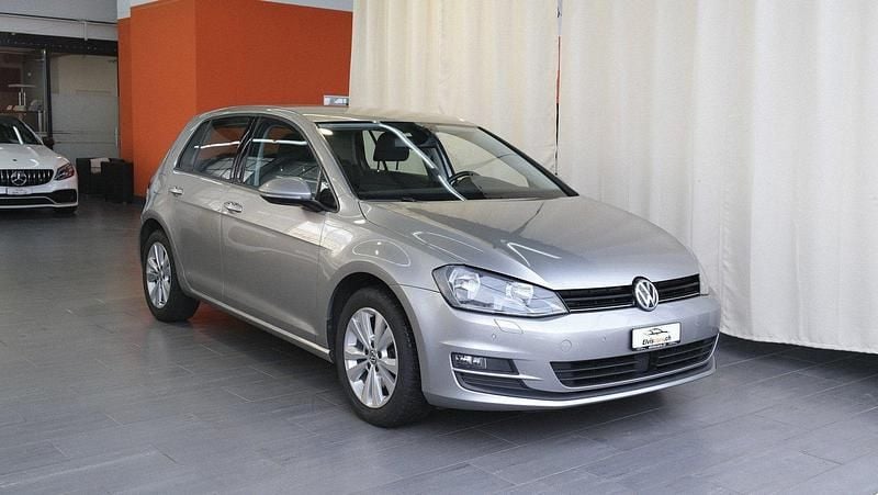 Gebraucht VW Golf Comfortline 150 PS (110 kW) 2016 Limousine