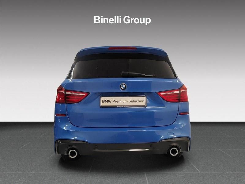 Gebraucht BMW 220 M Sport 190 PS (139 kW) 2022 Blau Van / Kleinbus