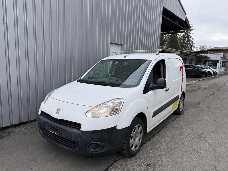 Gebraucht Peugeot Partner Active 92 PS (67 kW) 2014