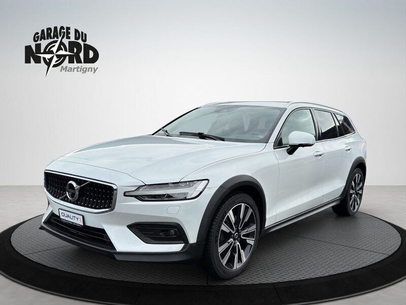 Gebraucht 2020 Volvo V60 CC Kombi | CHF 24’900 - Bild 1/4