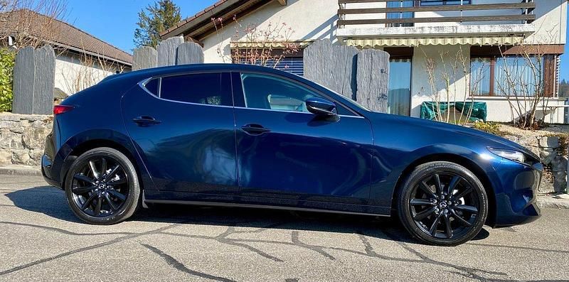 Neu Mazda 3 186 PS (136 kW) 2025 Limousine