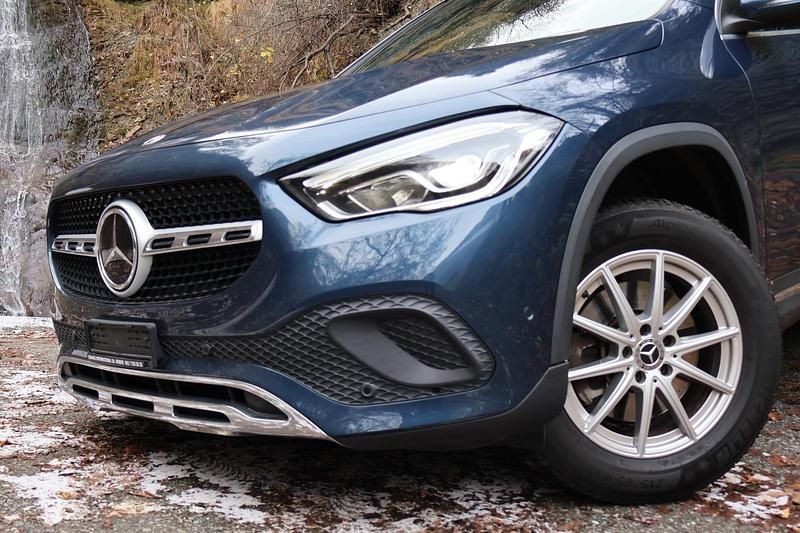Gebraucht Mercedes GLA250 Style 224 PS (164 kW) 2020 SUV