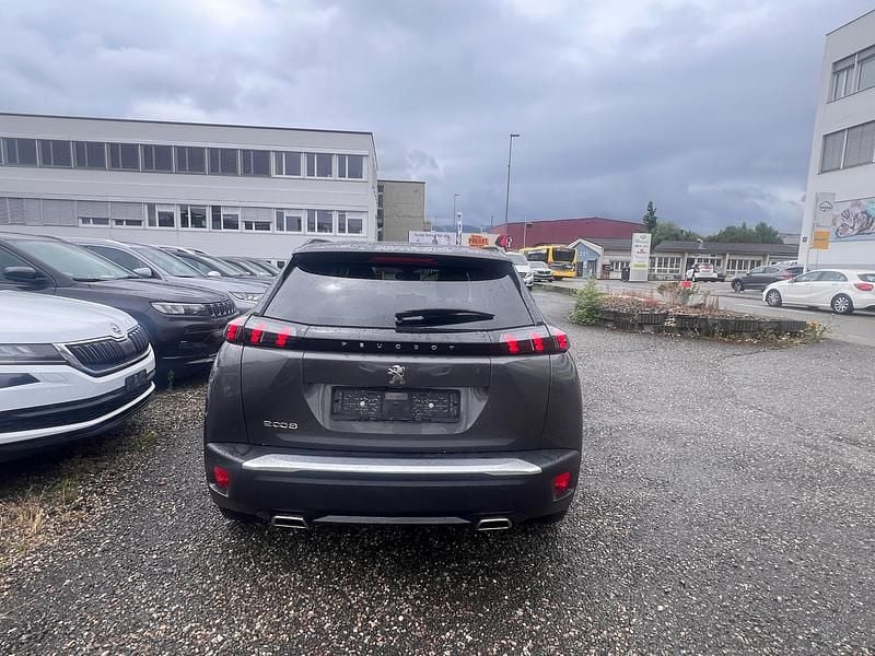Gebraucht Peugeot 2008 Allure 130 PS (95 kW) 2021 SUV