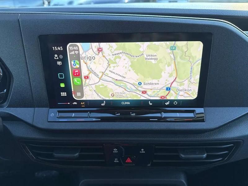 Neu VW Caddy Maxi 116 PS (85 kW) 2026 Grün Van / Kleinbus