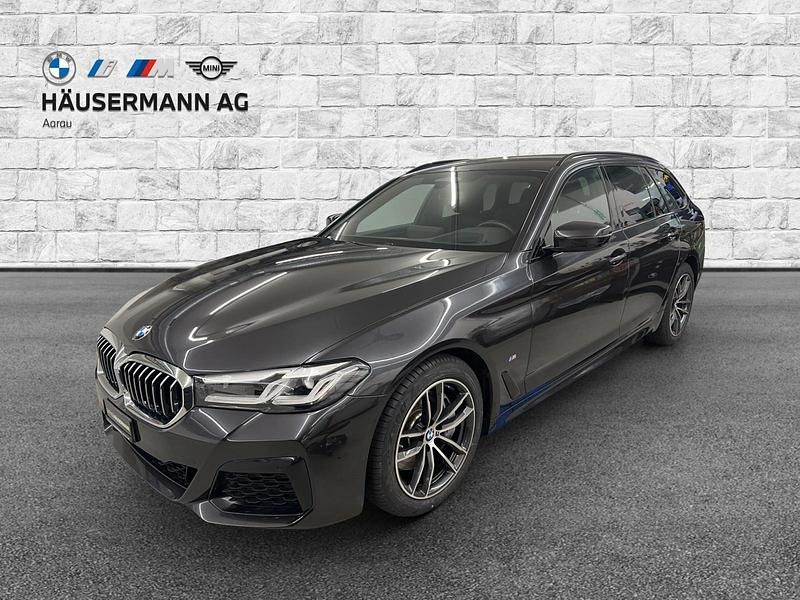 Grau Gebraucht 2024 BMW 530 Shadowline Kombi | CHF 54’800 (Teuer) - Bild 1/4