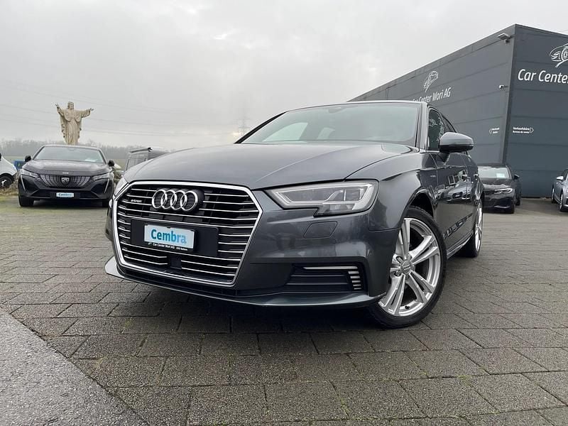 Gebraucht Audi A3 Sportback e-tron Sport 204 PS (150 kW) 2018 Kleinwagen