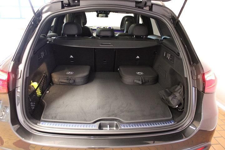 Neu Mercedes GLC400d AMG line 381 PS (280 kW) 2026 Schwarz SUV