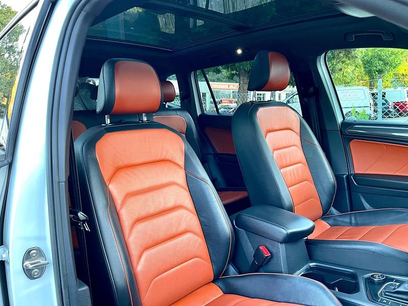 Gebraucht VW Tiguan R-line 190 PS (139 kW) 2020 SUV