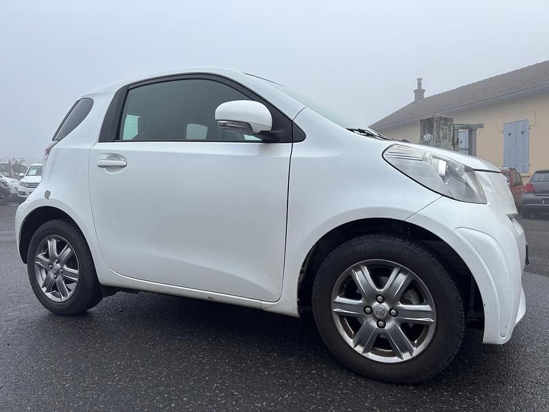 Gebraucht Toyota iQ 68 PS (50 kW) 2009 Kleinwagen