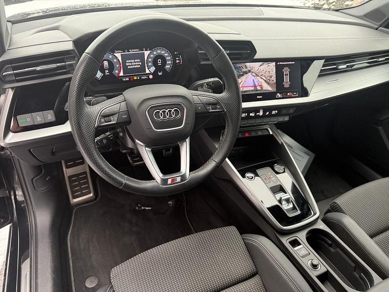 Gebraucht Audi A3 Attraction 150 PS (110 kW) 2022 Limousine