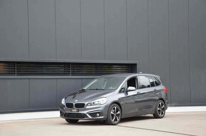 Gebraucht 2018 BMW 218 Gran Tourer Advantage Van / Kleinbus | CHF 14’900 (Fairer Preis) - Bild 1/4