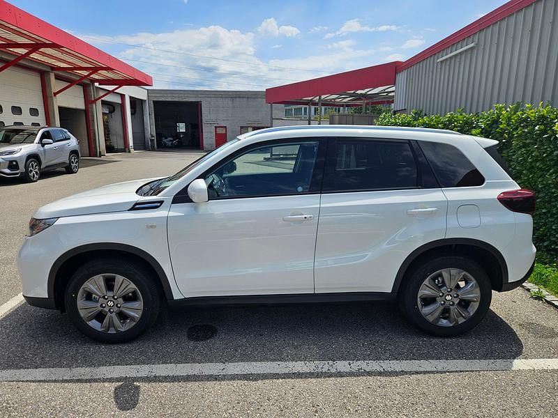 Neu Suzuki Vitara 110 PS (80 kW) 2025 Weiss SUV