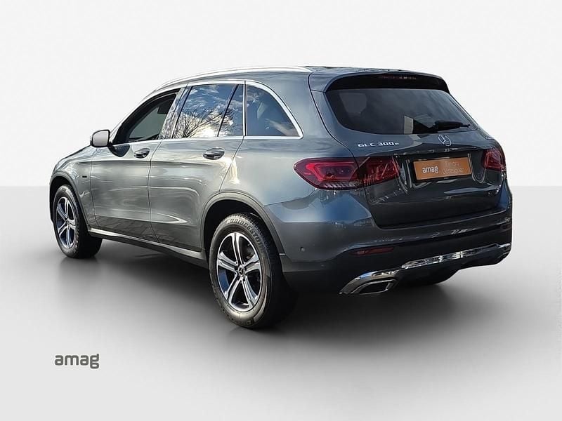 Gebraucht Mercedes GLC300e 319 PS (234 kW) 2020 Grau Kombi