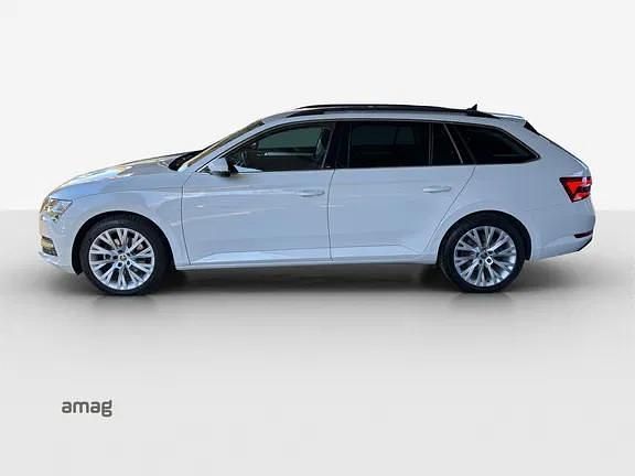 Gebraucht Skoda Superb Ambition 200 PS (147 kW) 2021 Moon weiss, metallic Kombi