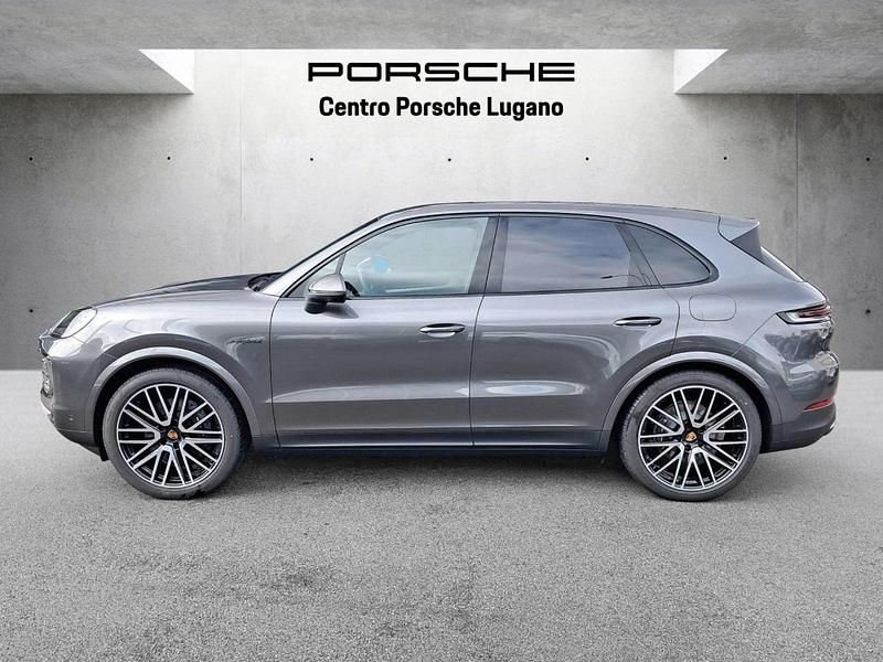 Gebraucht Porsche Cayenne 470 PS (345 kW) 2025 SUV