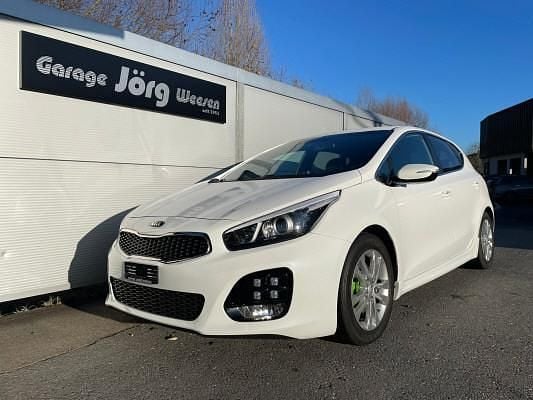 Gebraucht 2018 Kia Ceed GT GT-Line | CHF 9’800 - Bild 1/4