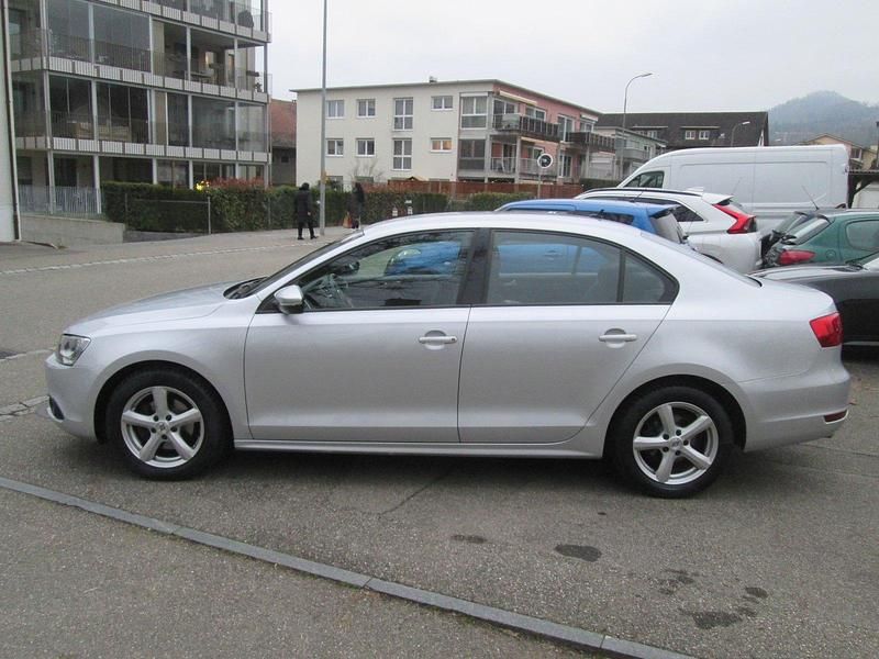 Gebraucht VW Jetta Comfortline 122 PS (89 kW) 2013 Limousine