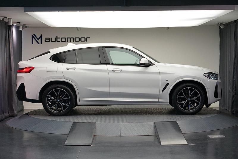Gebraucht BMW X4 M Sport 190 PS (139 kW) 2022 SUV