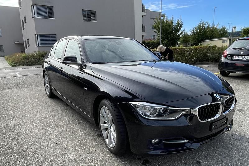 Gebraucht 2012 BMW 335 Sport Line | CHF 24’900 - Bild 1/4