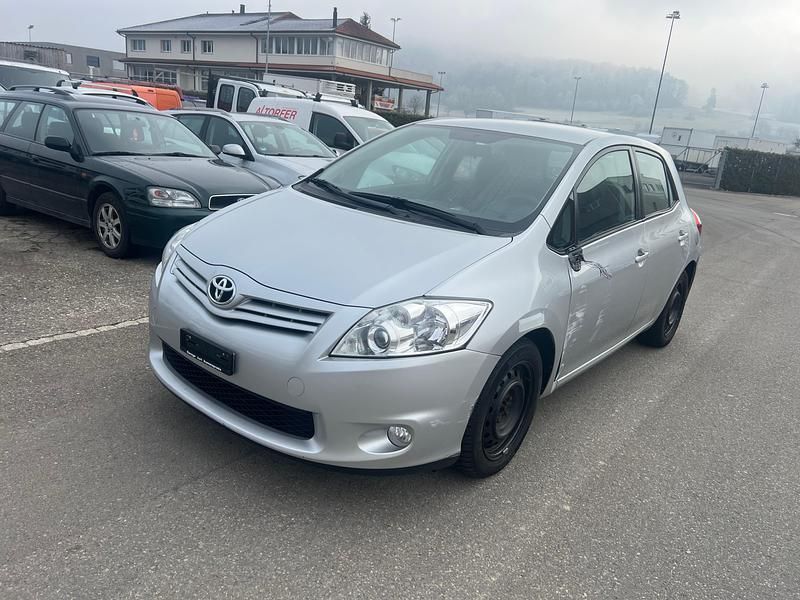 Gebraucht Toyota Auris Luna 132 PS (97 kW) 2012