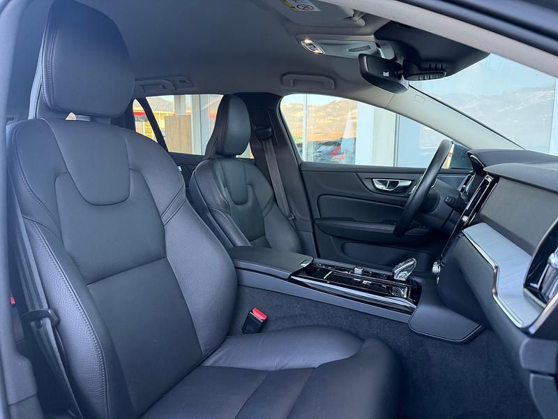 Gebraucht Volvo V60 Inscription 341 PS (250 kW) 2021 Kombi