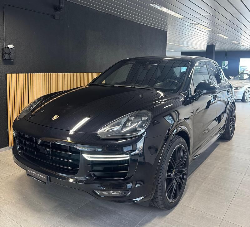 Gebraucht 2015 Porsche Cayenne Turbo S SUV | CHF 37’900 - Bild 1/4