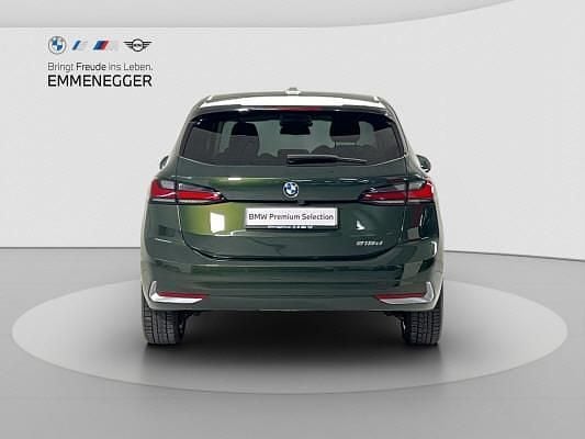 Gebraucht BMW 218 Active Tourer Performance 150 PS (110 kW) 2022 Grün Van / Kleinbus