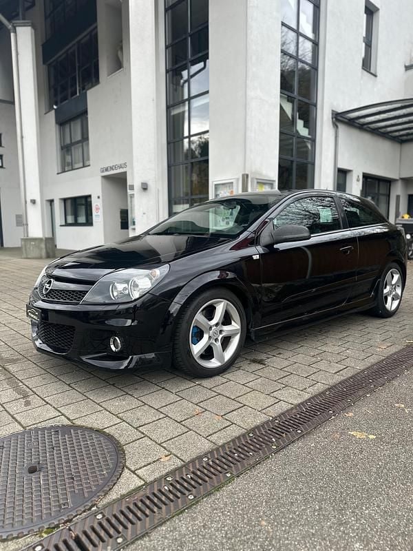Gebraucht Opel Astra GTC OPC 241 PS (177 kW) 2009