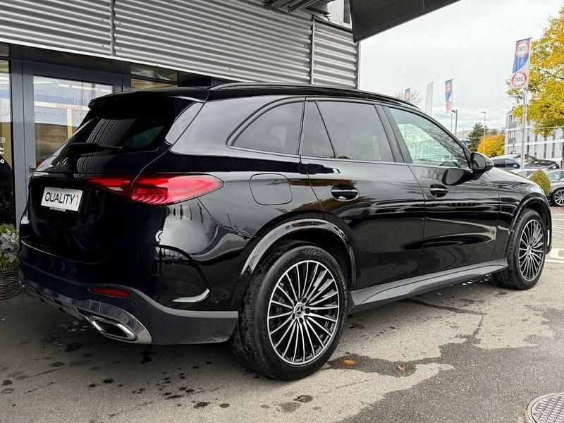 Gebraucht Mercedes GLC300e AMG line 292 PS (214 kW) 2024