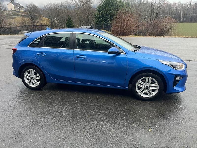 Gebraucht Kia Ceed 140 PS (102 kW) 2019 Kleinwagen