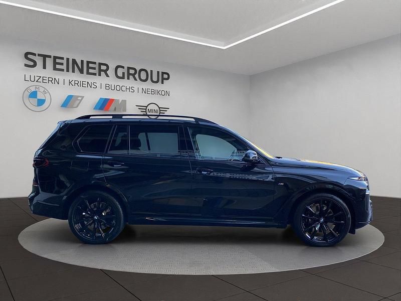 Neu BMW X7 M Sport 340 PS (250 kW) 2026 Schwarz SUV