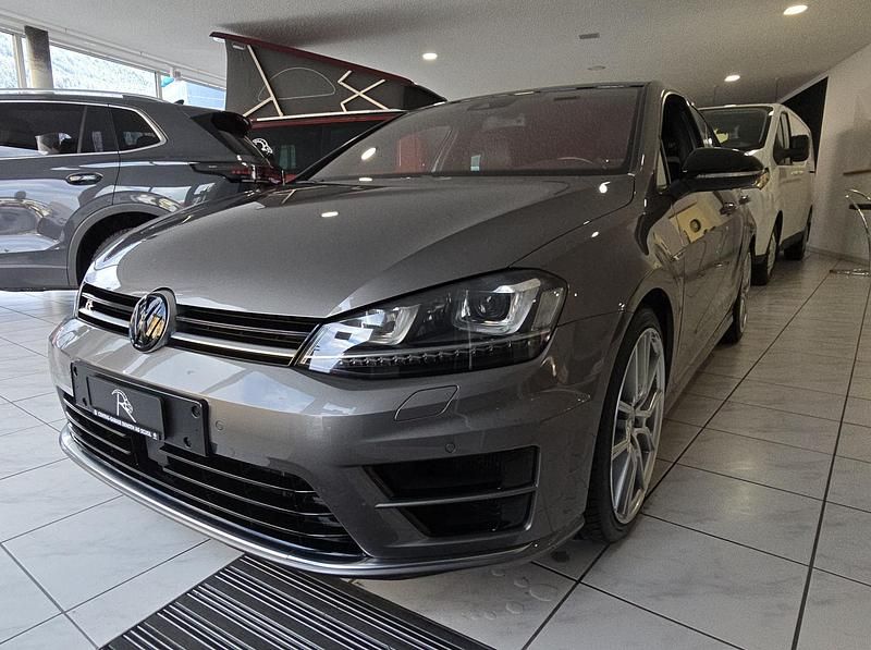 Grau Gebraucht 2015 VW Golf R Limousine | CHF 24’100 (Teuer) - Bild 1/4