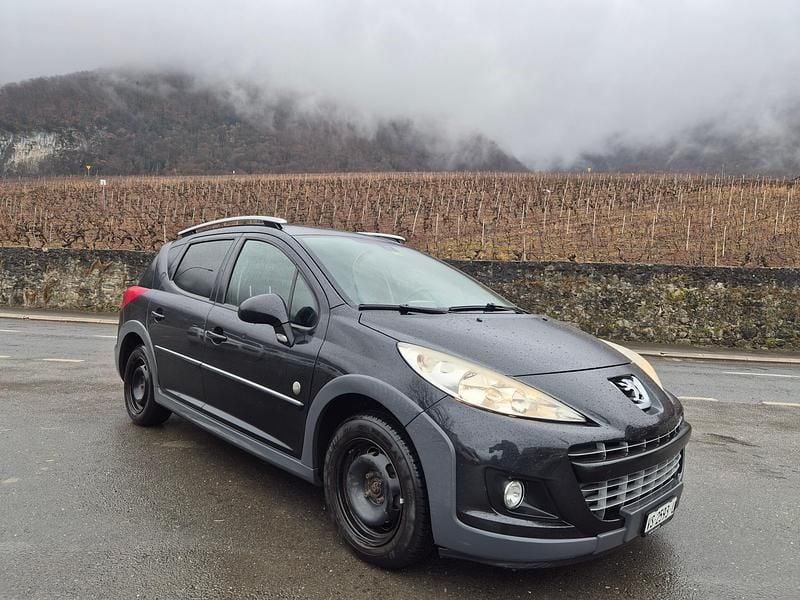 Gebraucht Peugeot 207 Outdoor Outdoor 120 PS (88 kW) 2010 Kombi