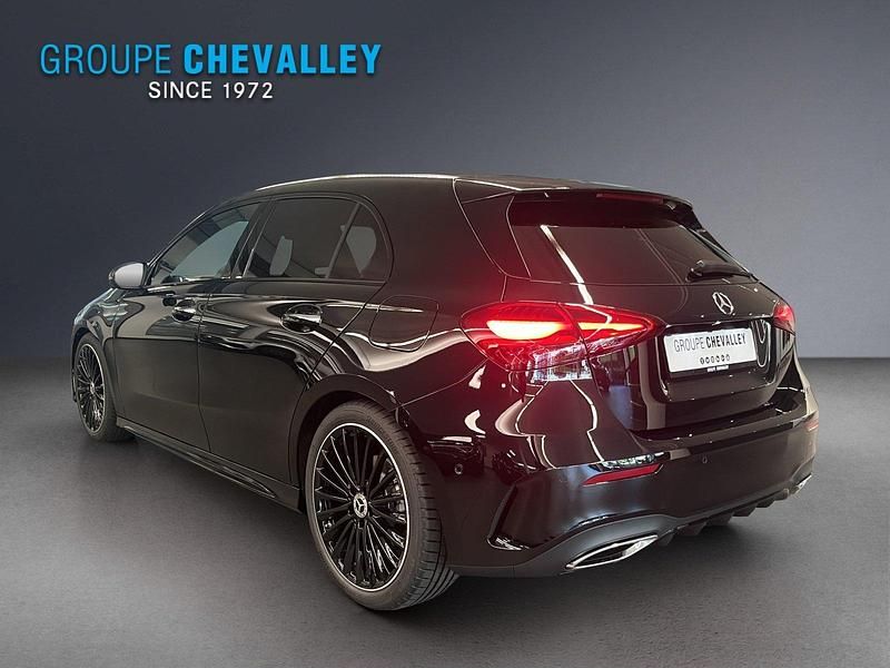 Neu Mercedes A250 224 PS (164 kW) 2025 Schwarz Limousine